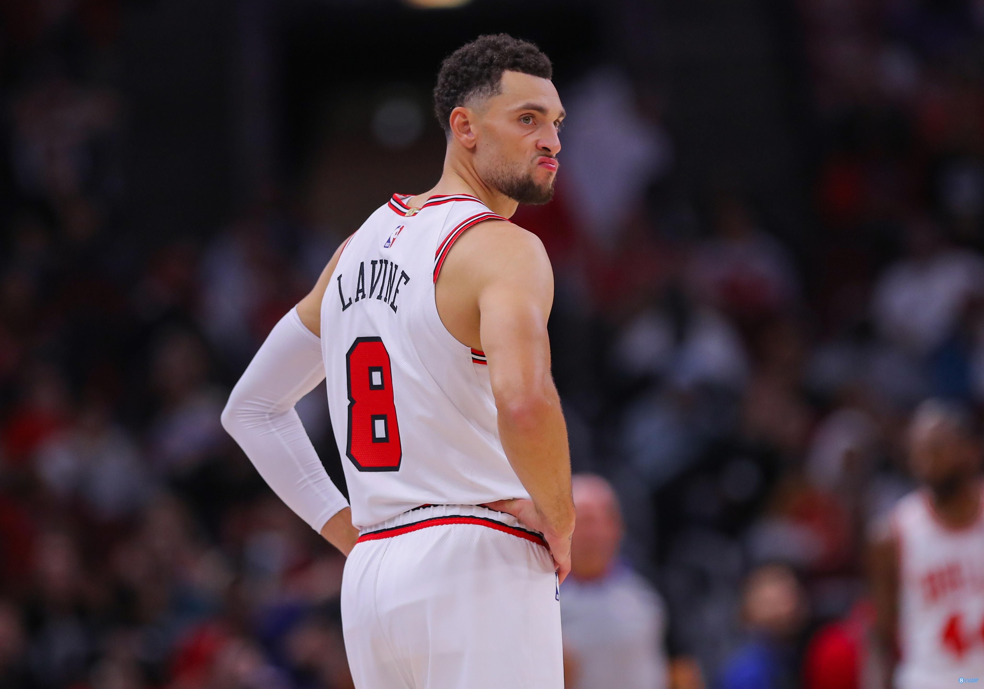 九游体育赛后巴塞罗那备战社区盾芝加哥公牛迎NBA季后赛关键赛,赛后芝加哥公牛备战西甲都惊呆了的简单介绍
